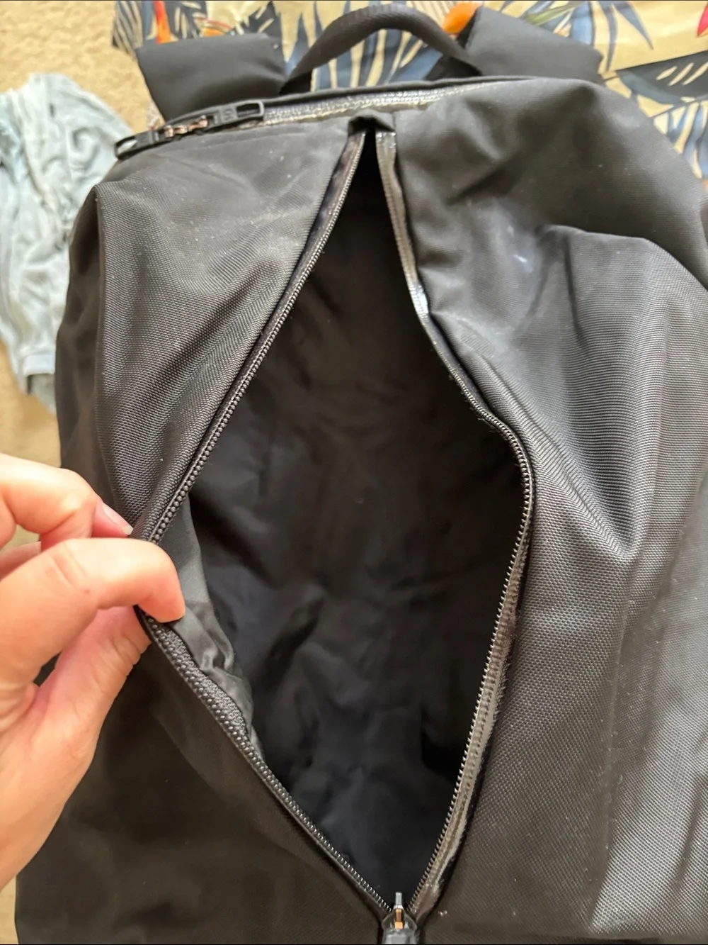 lululemon athletica Black Men's Backpack with Reflective Trim